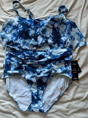 Torrid Tye Dye Two Piece Swimsuit 1X